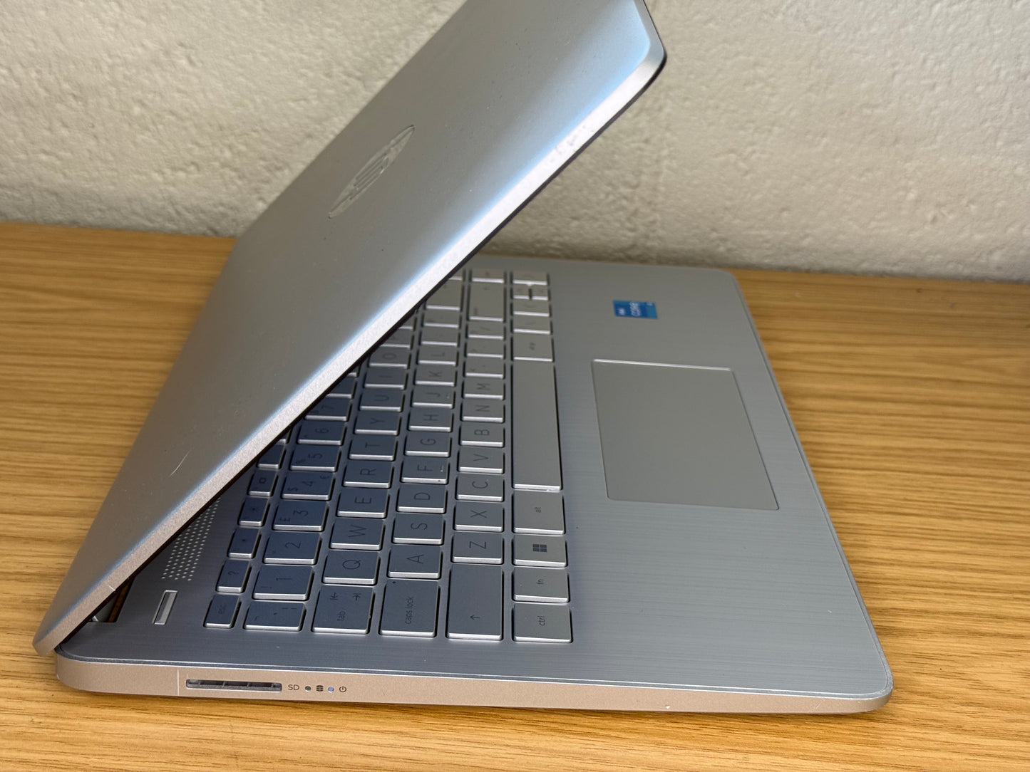 HP Laptop 14s-dq5503sa - Intel Core i3 1215U, 16GB RAM, 256GB SSD