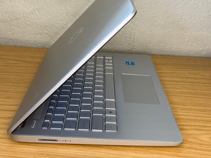 HP Laptop 14s-dq5503sa - Intel Core i3 1215U, 16GB RAM, 256GB SSD