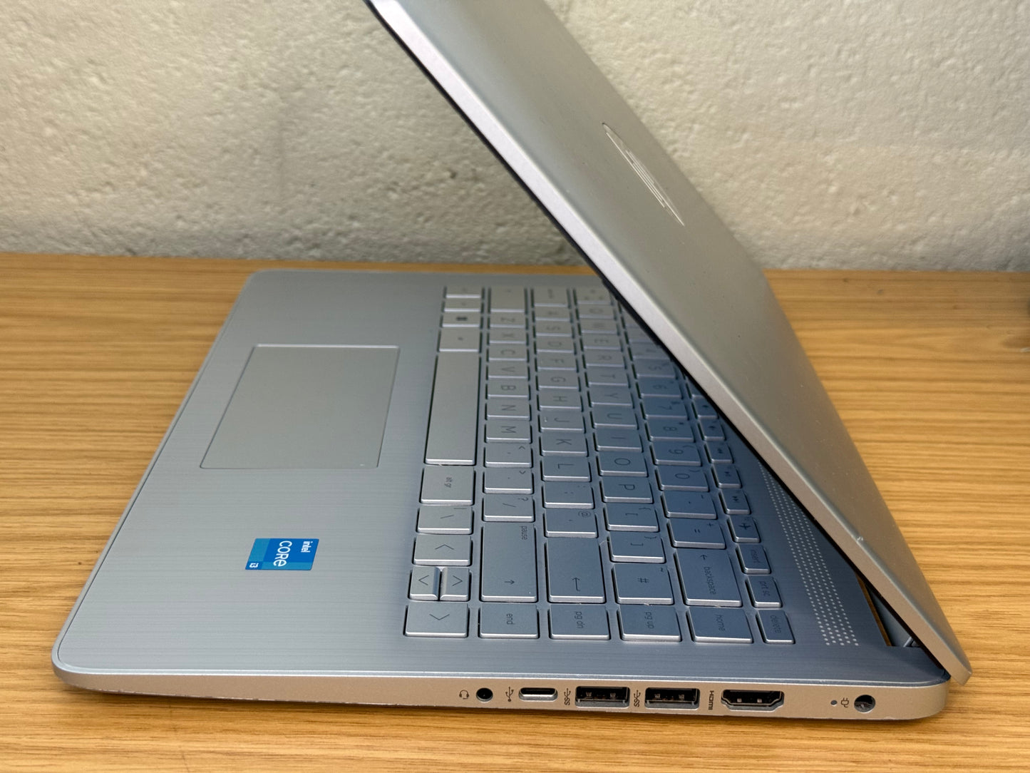 HP Laptop 14s-dq5503sa - Intel Core i3 1215U, 16GB RAM, 256GB SSD
